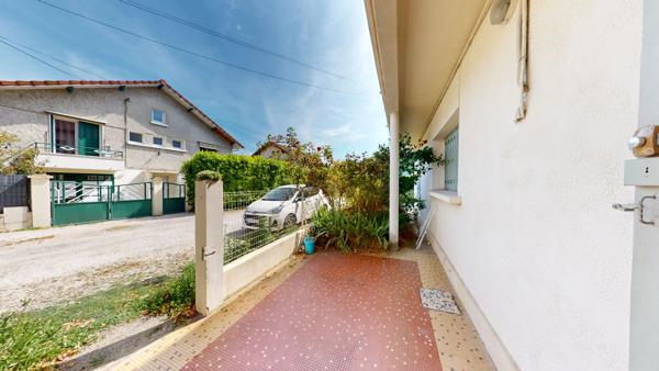 Maison 190m2 ( 225m2 utile) / appartement en RDC 45m2