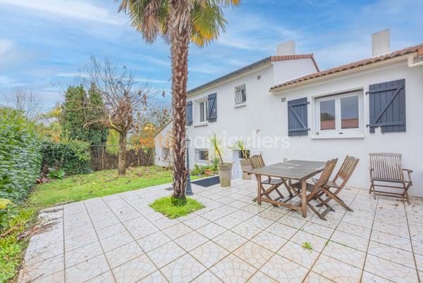 Vente Maison160 m² - 7 Pièces - LA LIMOUZINIERE (44310)