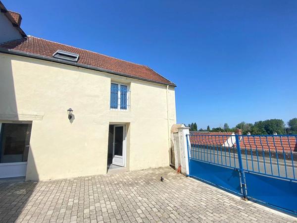 Vente Maison 8 pièces 184 m2 à Baule