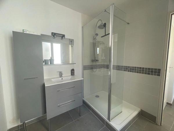 Vente Maison 8 pièces 184 m2 à Baule