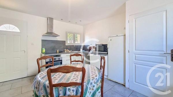 Appartement T3 à vendre  3 pièces - 47,68 m 2   ST MARTIN DE CRAU  - 13