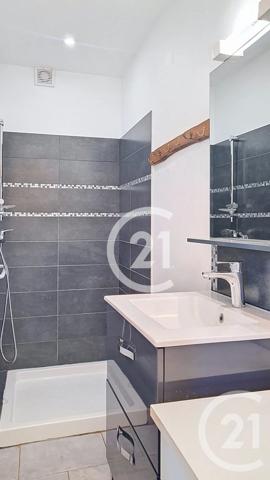 Appartement T3 à vendre  3 pièces - 47,68 m 2   ST MARTIN DE CRAU  - 13