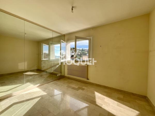 APPARTEMENT À VENDRE DE 5 PIÈCES DE 120,00 M²