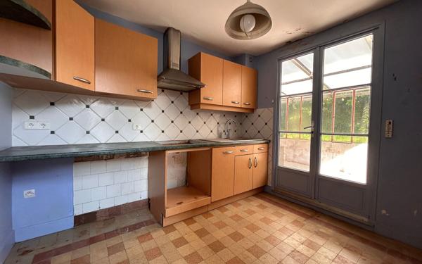 Maison à vendre    4 pièces •  Mer