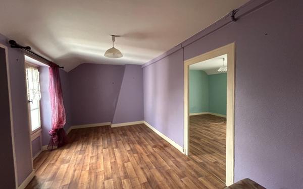 Maison à vendre    4 pièces •  Mer