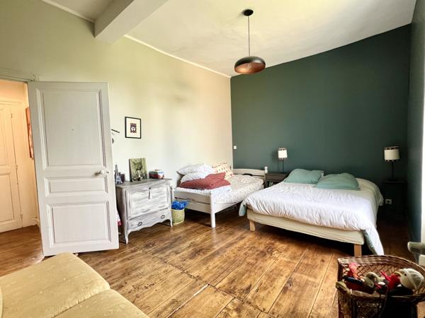 Vernon (86340) PROPRIÉTÉ - 4 CHAMBRES - PISCINE - GARAGE