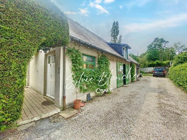 RARE A LA VENTE - MAISON 210 M2  AVEC DEPENDANCES -  5 CHAMBRES - TERRAIN 1 728 M2