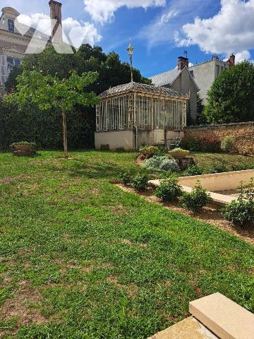 5 MIN REPUBLIQUE - BOLLEE 
Dans résidence de standing - appartement type T1 comprenant entrée ...