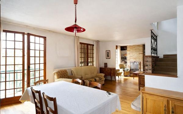 Maison à vendre    7 pièces •  Ormesson-sur-Marne