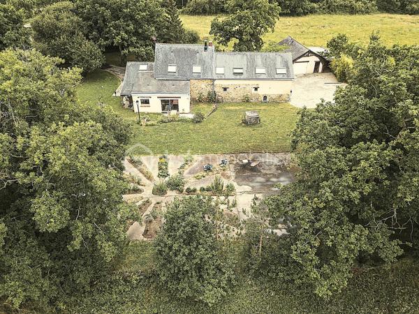 Maison longere de 220 m²