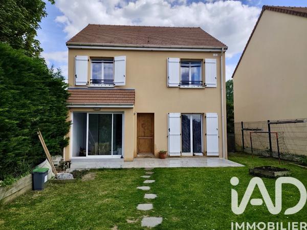 Maison à vendre 5 pièces 111 m² Saint-Germain-lès-Arpajon