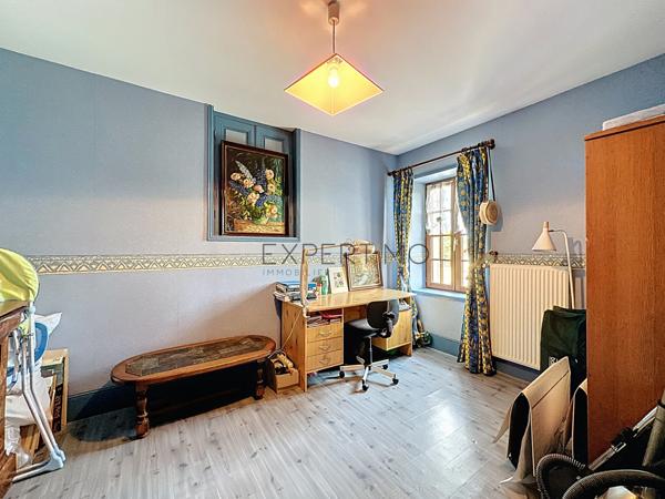 Sennecey-le-Grand (71240) Charmante maison avec 2 gîtes indépendants à Sennecey-le-Grand : Calme, Potentiel et Revenu