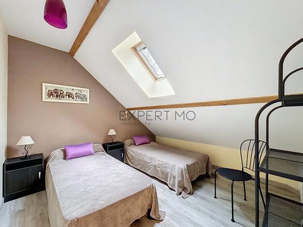 Sennecey-le-Grand (71240) Charmante maison avec 2 gîtes indépendants à Sennecey-le-Grand : Calme, Potentiel et Revenu