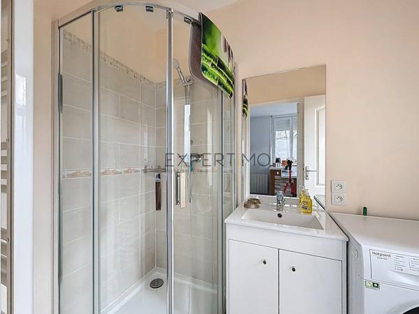 Sennecey-le-Grand (71240) Charmante maison avec 2 gîtes indépendants à Sennecey-le-Grand : Calme, Potentiel et Revenu