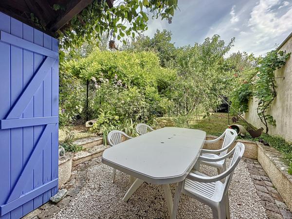 Sennecey-le-Grand (71240) Charmante maison avec 2 gîtes indépendants à Sennecey-le-Grand : Calme, Potentiel et Revenu