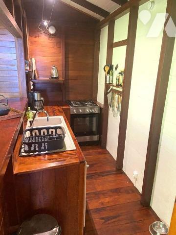 Magnifique propriété à Vendre à Deshaies (97126) en Guadeloupe.
Ce bien comprend une villa T5 ...