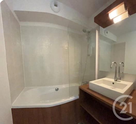 Appartement Duplex à vendre  2 pièces - 47,58 m 2   AZILLE  - 11