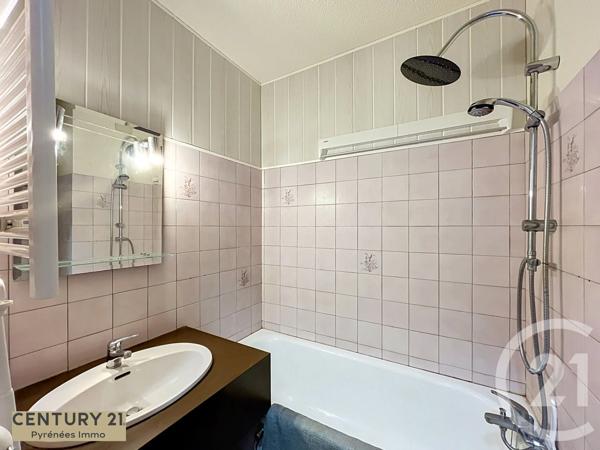 Appartement F1 à vendre  1 pièce - 18,83 m 2   BAGNERES DE LUCHON  - 31