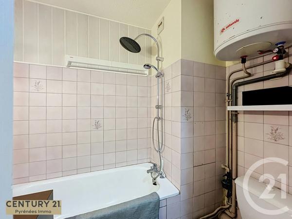 Appartement F1 à vendre  1 pièce - 18,83 m 2   BAGNERES DE LUCHON  - 31