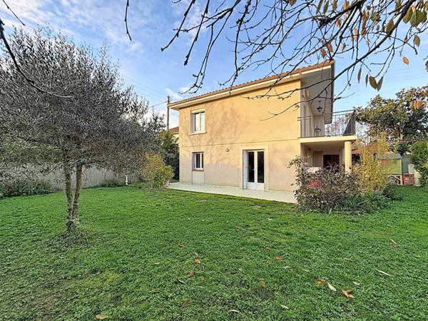 A vendre Maison Auch 5 pièces 136.55 m2 avec garage et jardin clôturé