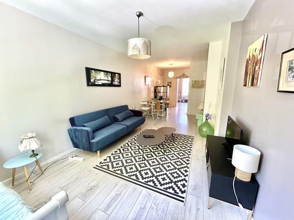 SPECIAL ETUDIANT - ANNECY - F3 70 m² - meublé