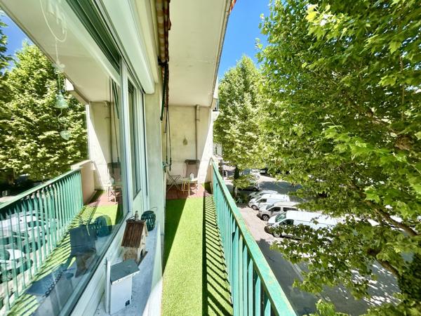 SPECIAL ETUDIANT - ANNECY - F3 70 m² - meublé