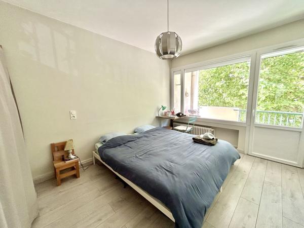 SPECIAL ETUDIANT - ANNECY - F3 70 m² - meublé