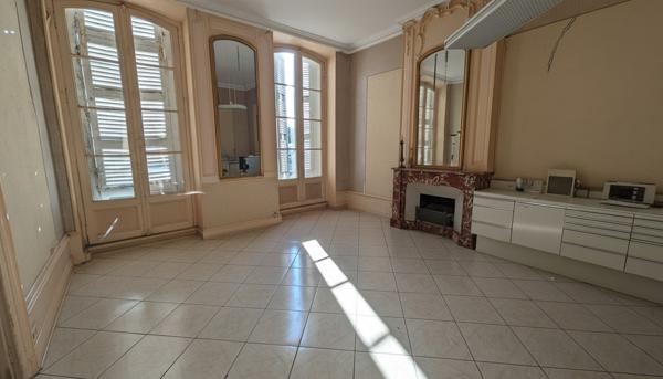 Appartement 2 pièces à vendre Rochefort - 17300 / Réf: 3348