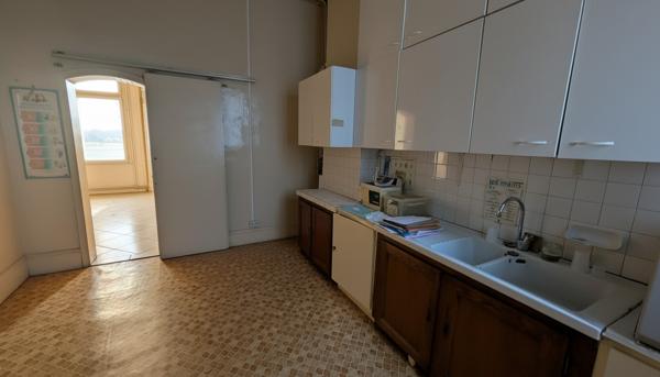 Appartement 2 pièces à vendre Rochefort - 17300 / Réf: 3348