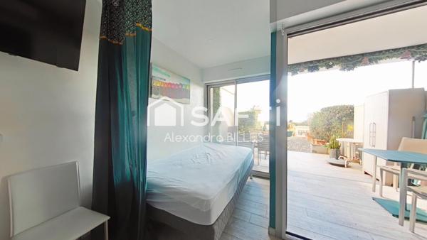 Studio avec bel exterieur - Résidence accès direct plage