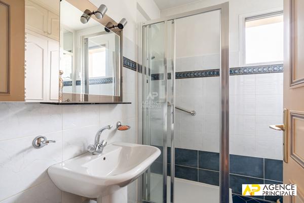 Appartement 2 pièce(s) - ascenseur 375 000 € **  - Référence  4635
