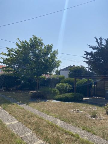 Saint-Gilles-Croix-de-Vie (85800) PROCHE SAINT-GILLES-CROIX-DE-VIE - MAISON UNE CHAMBRE AVEC MEZZANINE