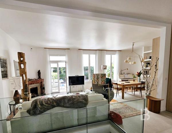 Villa individuelle avec piscine à vendre – Cannes centre, à 5 minutes de la Banane