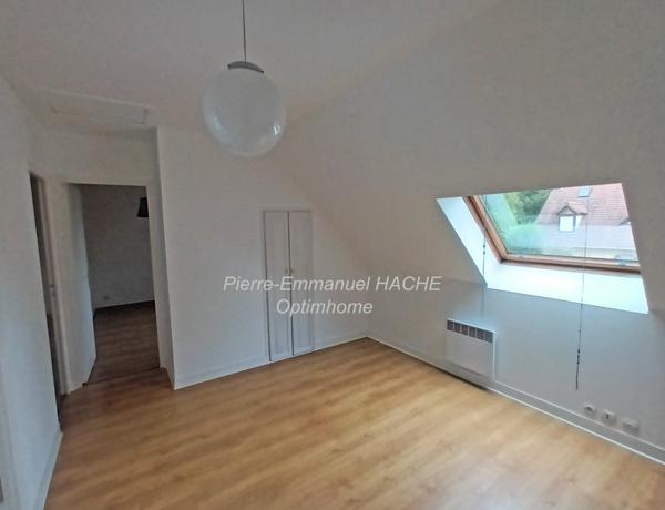 MAISON FAMILIALE SUR LA COMMUNE DE MAREIL MARLY