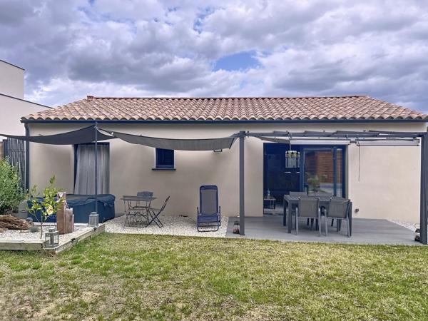 Vaison-la-Romaine (84110) RARE ! VILLA DE PLAIN PIED de 2021 - 3 chambres - DPE classe A sur un terrain de 520 m2