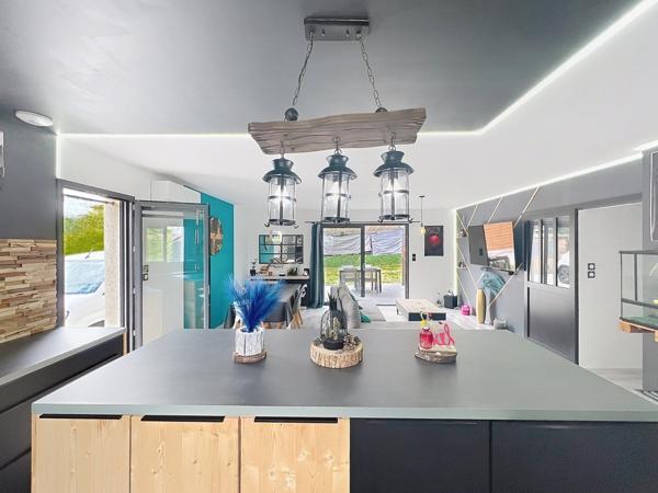 Vaison-la-Romaine (84110) RARE ! VILLA DE PLAIN PIED de 2021 - 3 chambres - DPE classe A sur un terrain de 520 m2