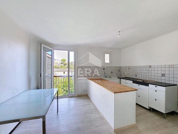 Appartement Manosque 4 pièces 81.76 m2 avec balcon