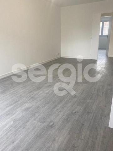Location 2 Pieces 48 59800 Lille 19 0104 01 0008