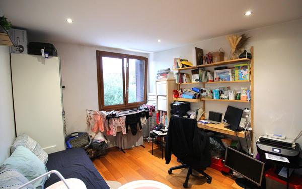 Maison à vendre    5 pièces • 90,04 m2 Le Bourget