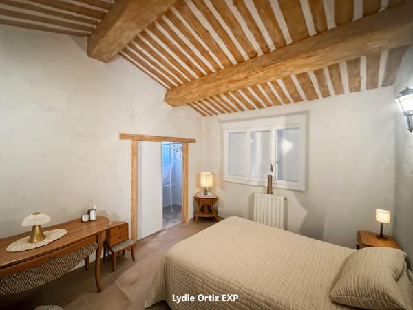 Aix-en-Provence 15 mn mas avec 3 logements