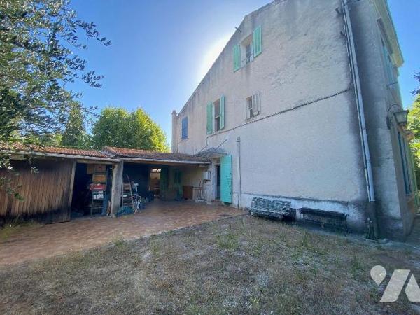 A VENDRE/TOULON : au sein du quartier résidentiel LA PALASSE, à deux pas des commerces, écoles ...