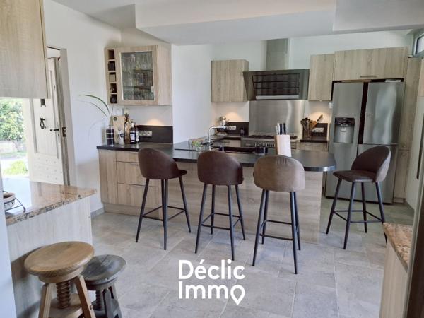 Vente maison Peymeinade, 150m² 5 pièces 829 000€ avec piscine