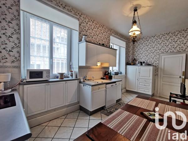 Maison de ville 6 pièces de 145 m² à Châteaumeillant (18370)