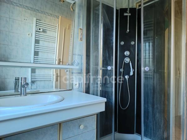 Maison à vendre 4 pièces LAROCHE SAINT CYDROINE (89)