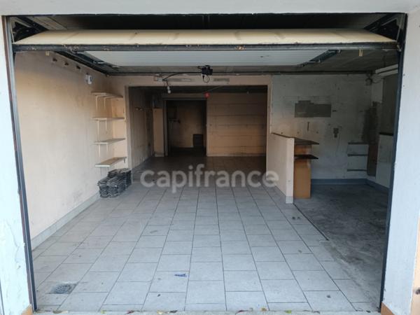 Maison à vendre 4 pièces LAROCHE SAINT CYDROINE (89)