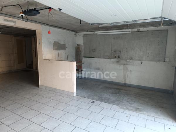 Maison à vendre 4 pièces LAROCHE SAINT CYDROINE (89)