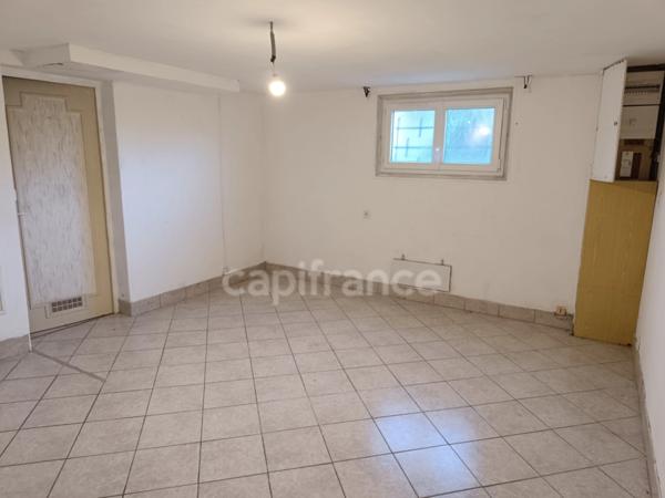 Maison à vendre 4 pièces LAROCHE SAINT CYDROINE (89)