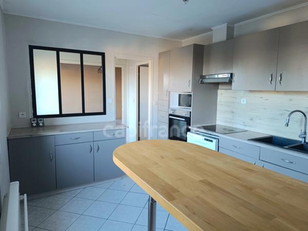 Maison à vendre 4 pièces LAROCHE SAINT CYDROINE (89)