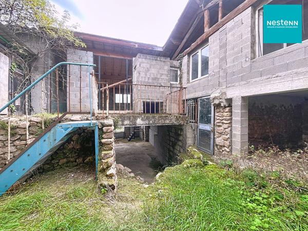 Maison Saint Marcellin En Forez à rénover entièrement + terrain non attenant