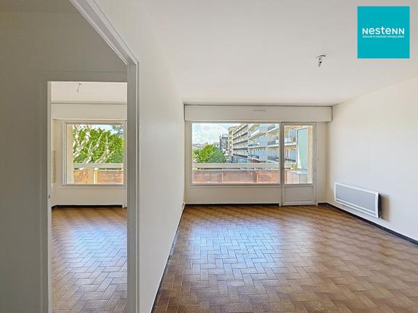 Appartement Montrond Les Bains 2 pièce(s) 50 m²  - Balcon - Garage - Cave !